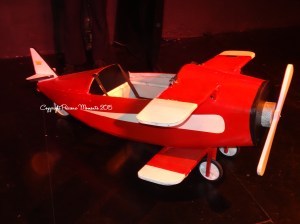 Le fameux petit avion rouge...