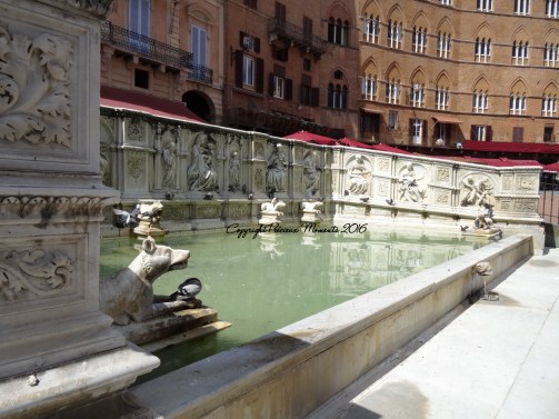 piazza-del-campo-sienne