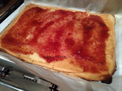 roule-fraise-confiture