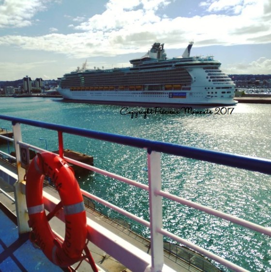 arrivée ferry cherbourg bateau croisiere msc