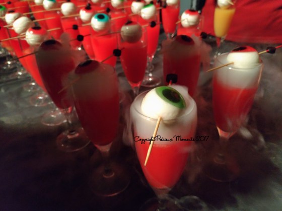 walibi halloween cocktail oeil