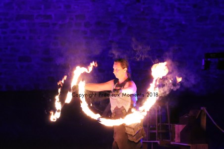 jongleur feu trevoux
